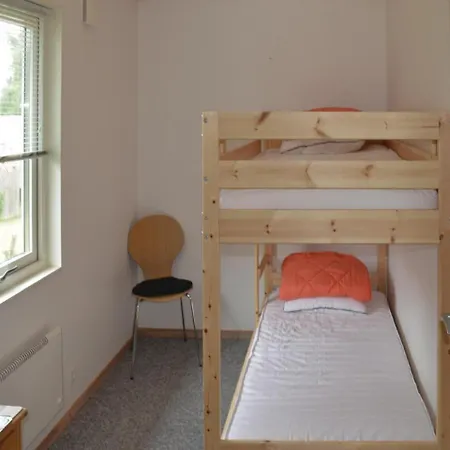 펜션 Three-bedroom Holiday In